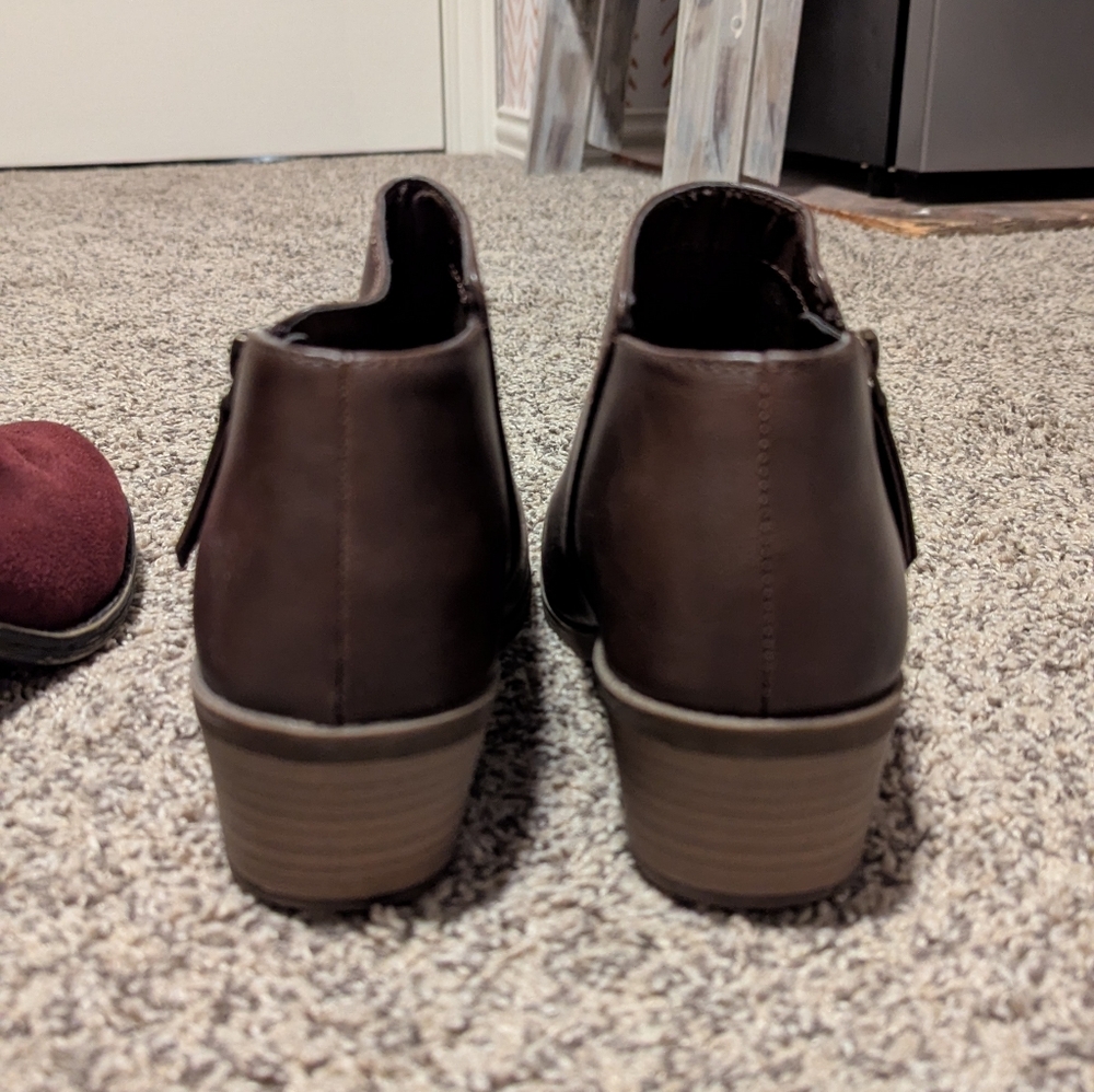 Stylish Women's Ankle Boots Bundle Size 7 - Picture 10 of 15